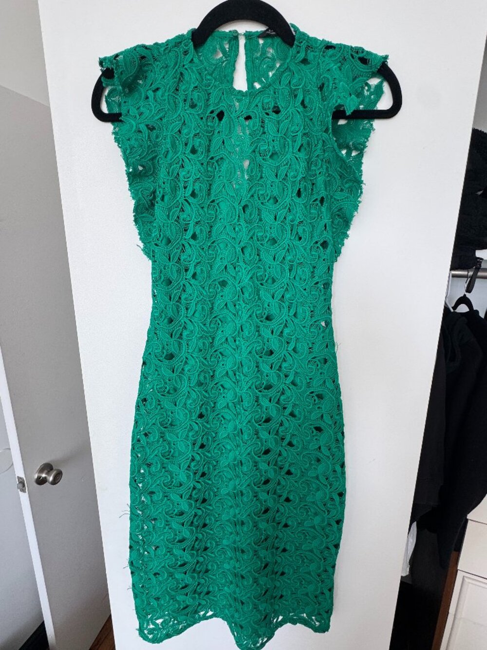 Lace cocktail dress - fits like a dream!